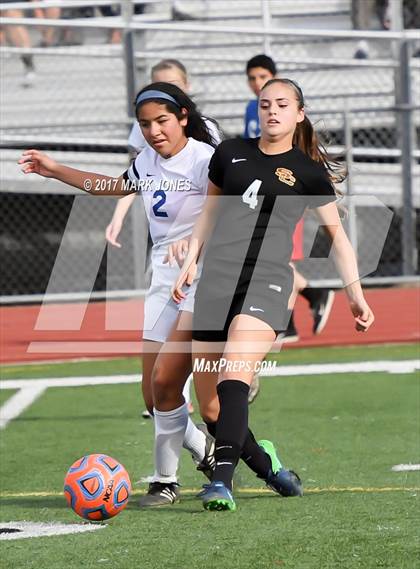 Thumbnail 3 in Salpointe Catholic vs. Thunderbird (AIA 4A Final) photogallery.
