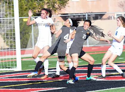 Thumbnail 3 in Salpointe Catholic vs. Thunderbird (AIA 4A Final) photogallery.