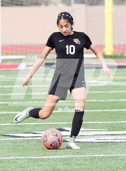 Thumbnail 2 in Salpointe Catholic vs. Thunderbird (AIA 4A Final) photogallery.