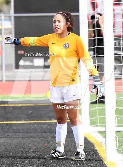 Thumbnail 1 in Salpointe Catholic vs. Thunderbird (AIA 4A Final) photogallery.