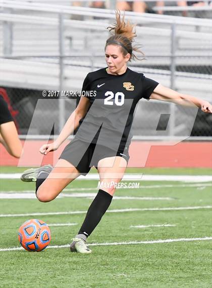 Thumbnail 1 in Salpointe Catholic vs. Thunderbird (AIA 4A Final) photogallery.