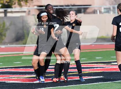 Thumbnail 3 in Salpointe Catholic vs. Thunderbird (AIA 4A Final) photogallery.
