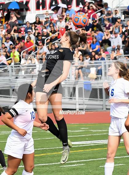 Thumbnail 3 in Salpointe Catholic vs. Thunderbird (AIA 4A Final) photogallery.