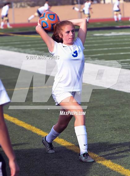 Thumbnail 2 in Salpointe Catholic vs. Thunderbird (AIA 4A Final) photogallery.