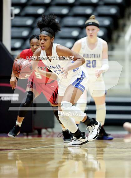 Thumbnail 2 in Liberty vs Midlothian (UIL 5A Regional Final) photogallery.