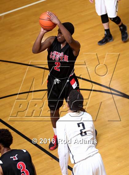 Thumbnail 2 in Omaha South @ Lincoln Southeast photogallery.