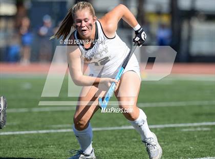 Thumbnail 2 in Gilroy vs. Archbishop Mitty (CIF CCS Quarterfinals)  photogallery.