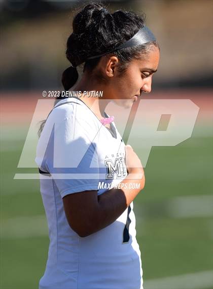 Thumbnail 3 in Gilroy vs. Archbishop Mitty (CIF CCS Quarterfinals)  photogallery.