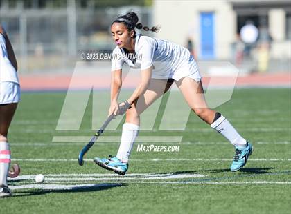 Thumbnail 2 in Gilroy vs. Archbishop Mitty (CIF CCS Quarterfinals)  photogallery.