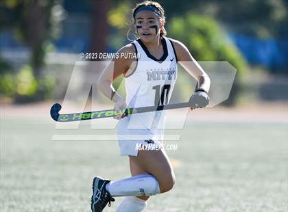 Thumbnail 3 in Gilroy vs. Archbishop Mitty (CIF CCS Quarterfinals)  photogallery.