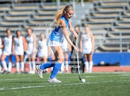 Thumbnail 1 in Gilroy vs. Archbishop Mitty (CIF CCS Quarterfinals)  photogallery.