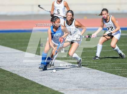 Thumbnail 2 in Gilroy vs. Archbishop Mitty (CIF CCS Quarterfinals)  photogallery.