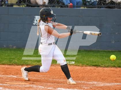 Thumbnail 1 in Chattanooga Central @ Hixson photogallery.