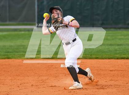 Thumbnail 1 in Chattanooga Central @ Hixson photogallery.