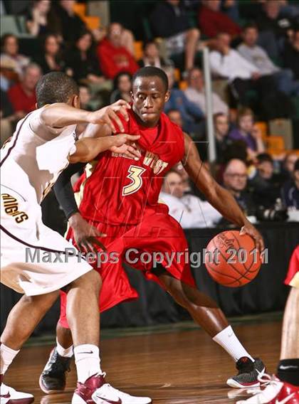 Thumbnail 1 in Mt. Vernon vs. Half Hollow Hills West (NYSPHSAA Class AA Semifinal) photogallery.