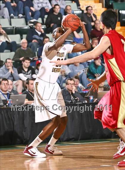Thumbnail 2 in Mt. Vernon vs. Half Hollow Hills West (NYSPHSAA Class AA Semifinal) photogallery.