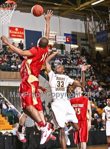 Thumbnail 1 in Mt. Vernon vs. Half Hollow Hills West (NYSPHSAA Class AA Semifinal) photogallery.