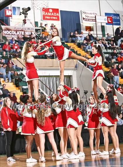 Thumbnail 1 in Mt. Vernon vs. Half Hollow Hills West (NYSPHSAA Class AA Semifinal) photogallery.