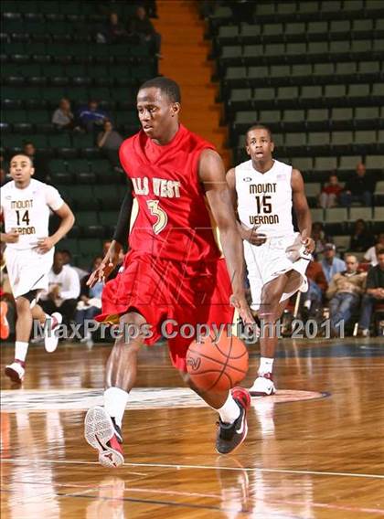 Thumbnail 1 in Mt. Vernon vs. Half Hollow Hills West (NYSPHSAA Class AA Semifinal) photogallery.