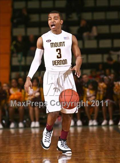 Thumbnail 3 in Mt. Vernon vs. Half Hollow Hills West (NYSPHSAA Class AA Semifinal) photogallery.