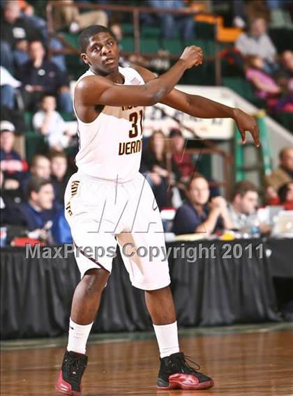 Thumbnail 1 in Mt. Vernon vs. Half Hollow Hills West (NYSPHSAA Class AA Semifinal) photogallery.