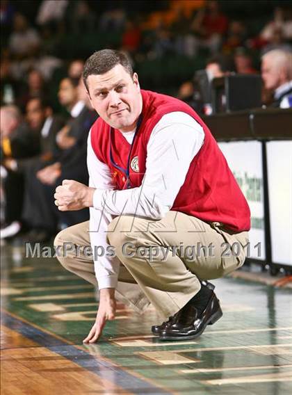 Thumbnail 2 in Mt. Vernon vs. Half Hollow Hills West (NYSPHSAA Class AA Semifinal) photogallery.