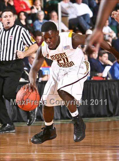 Thumbnail 3 in Mt. Vernon vs. Half Hollow Hills West (NYSPHSAA Class AA Semifinal) photogallery.