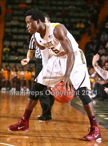 Thumbnail 3 in Mt. Vernon vs. Half Hollow Hills West (NYSPHSAA Class AA Semifinal) photogallery.