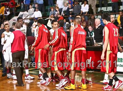 Thumbnail 2 in Mt. Vernon vs. Half Hollow Hills West (NYSPHSAA Class AA Semifinal) photogallery.