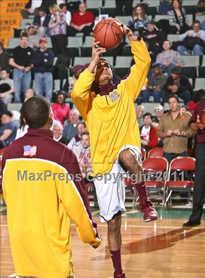Thumbnail 3 in Mt. Vernon vs. Half Hollow Hills West (NYSPHSAA Class AA Semifinal) photogallery.