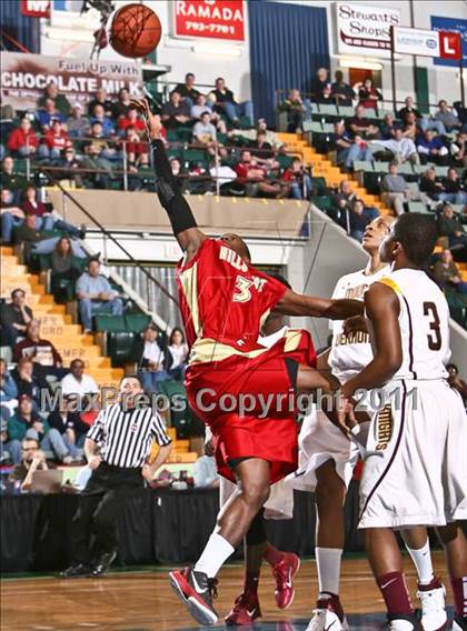 Thumbnail 2 in Mt. Vernon vs. Half Hollow Hills West (NYSPHSAA Class AA Semifinal) photogallery.