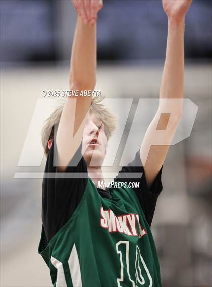 Thumbnail 3 in Smoky Hill @ Grandview photogallery.