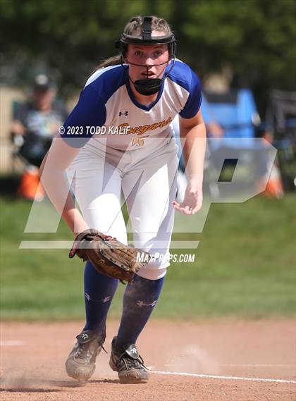 Thumbnail 3 in Mercy vs. Haddam-Killingworth (CIAC Class M Quarterfinal) photogallery.