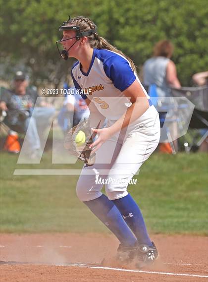 Thumbnail 3 in Mercy vs. Haddam-Killingworth (CIAC Class M Quarterfinal) photogallery.