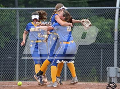 Thumbnail 3 in Mercy vs. Haddam-Killingworth (CIAC Class M Quarterfinal) photogallery.