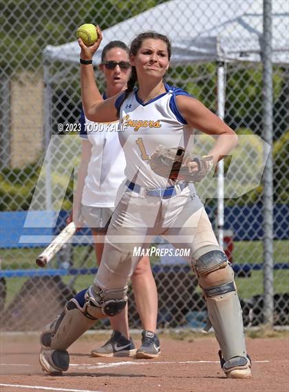 Thumbnail 1 in Mercy vs. Haddam-Killingworth (CIAC Class M Quarterfinal) photogallery.