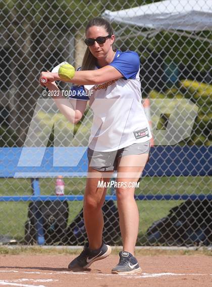 Thumbnail 2 in Mercy vs. Haddam-Killingworth (CIAC Class M Quarterfinal) photogallery.