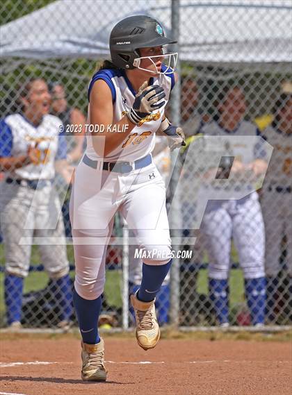 Thumbnail 2 in Mercy vs. Haddam-Killingworth (CIAC Class M Quarterfinal) photogallery.