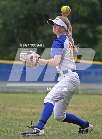 Thumbnail 2 in Mercy vs. Haddam-Killingworth (CIAC Class M Quarterfinal) photogallery.