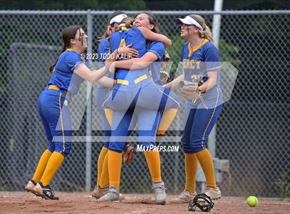 Thumbnail 2 in Mercy vs. Haddam-Killingworth (CIAC Class M Quarterfinal) photogallery.