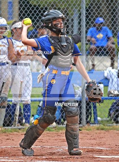 Thumbnail 3 in Mercy vs. Haddam-Killingworth (CIAC Class M Quarterfinal) photogallery.
