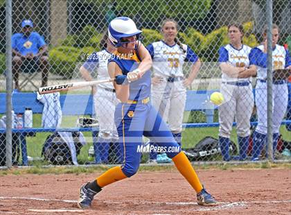 Thumbnail 2 in Mercy vs. Haddam-Killingworth (CIAC Class M Quarterfinal) photogallery.