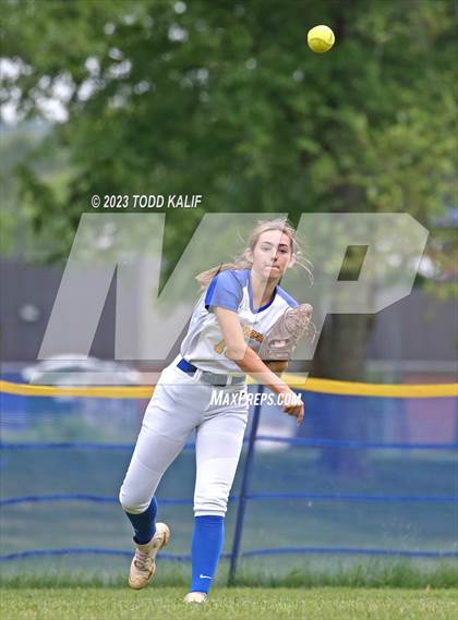 Thumbnail 3 in Mercy vs. Haddam-Killingworth (CIAC Class M Quarterfinal) photogallery.