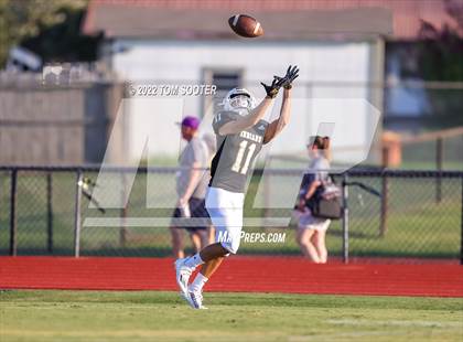 Thumbnail 3 in Early @ Comanche photogallery.