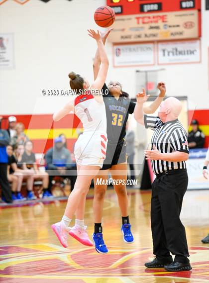 Thumbnail 2 in Buckeye @ Seton Catholic (AIA 4A Quarterfinals) photogallery.