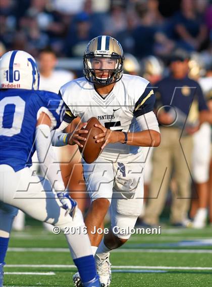 Thumbnail 1 in O'Connor @ MacArthur [Douglas] photogallery.