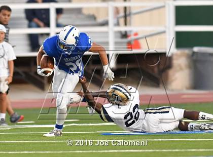 Thumbnail 1 in O'Connor @ MacArthur [Douglas] photogallery.