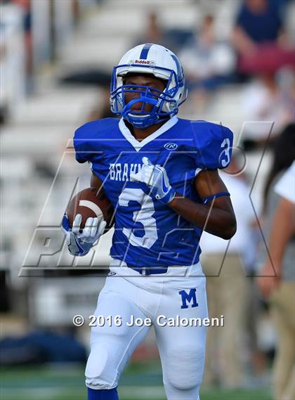Thumbnail 2 in O'Connor @ MacArthur [Douglas] photogallery.
