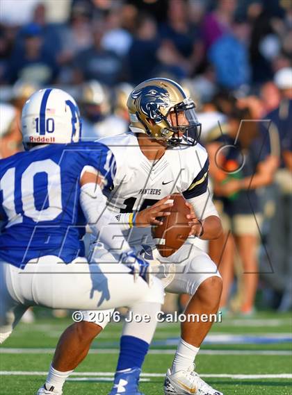 Thumbnail 2 in O'Connor @ MacArthur [Douglas] photogallery.