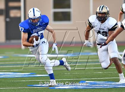 Thumbnail 1 in O'Connor @ MacArthur [Douglas] photogallery.